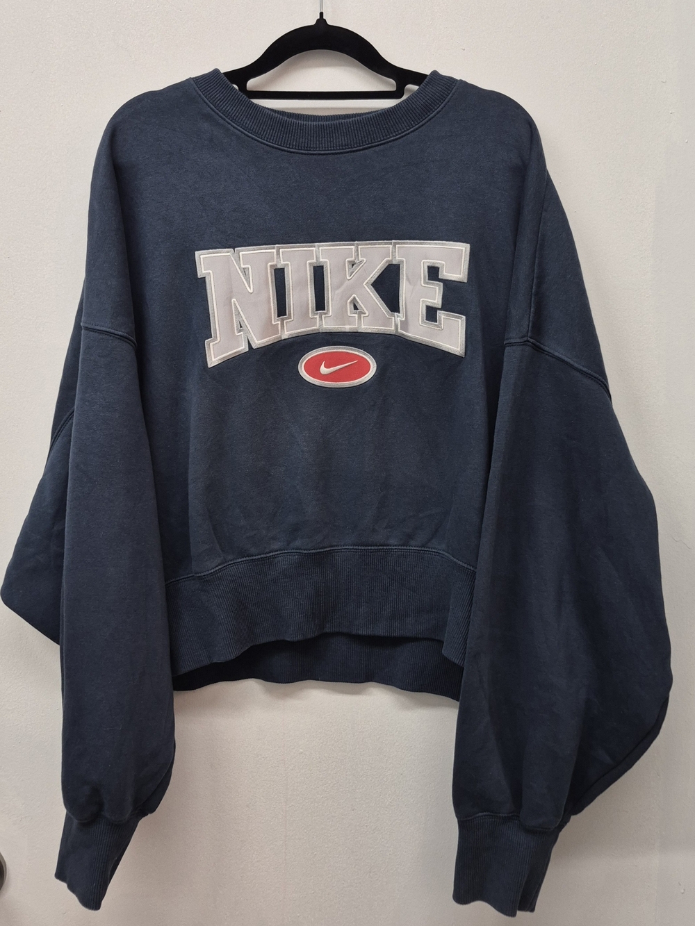 Nike Women's Sportswear Phoenix Fleece City Edition Crewneck Sweatshirt Navy